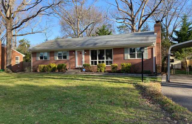 Renovated 3 Bedroom, 2 Full Bathroom Home Available June 13th! photos photos