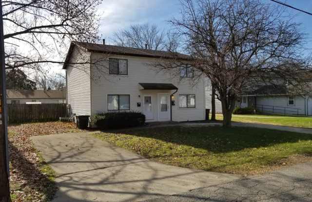 Brand new 2 bedroom 1.5 bath Central to everything Lafayette! - 2311 Central Street, Lafayette, IN 47905
