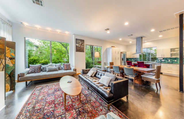 Gorgeous Fully Furnished Home in Brentwood - Short Term Lease Available photos photos