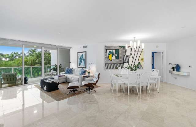 550 SE Mizner Boulevard photos photos