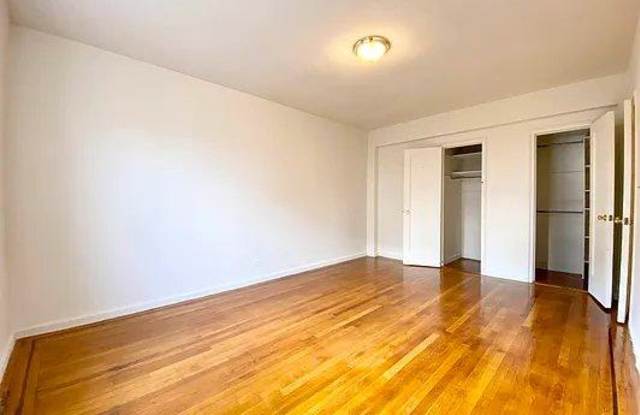 2676 Grand Concourse Gallery 3