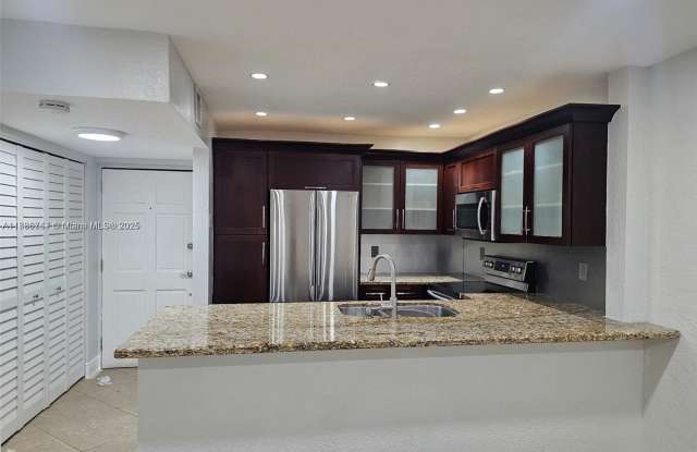 4140 NW 90th Ave photos photos