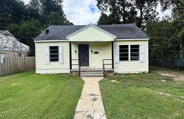 1231 WALLER - House for Lease Gallery 1
