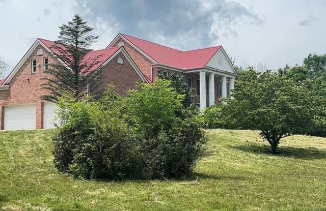 Magnificent 5-Bedroom Private Estate in Butler, PA photos photos