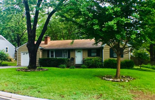 {5600} Prairie Village Ranch + Hardwood Floors Throughout + Fresh, Neutral Paint - 5600 West 70th Street, Prairie Village, KS 66208