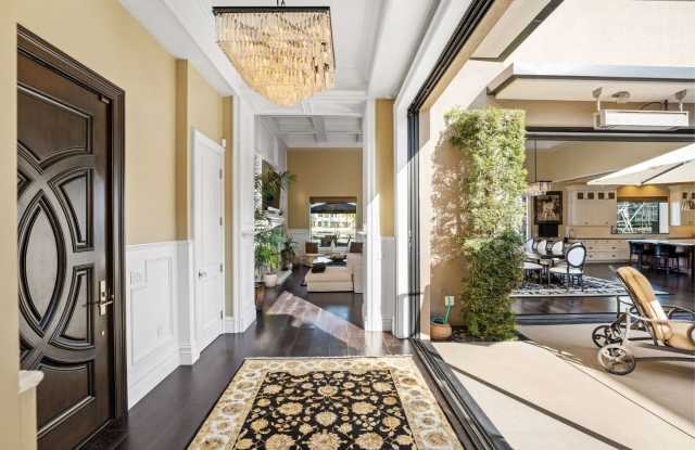 Oxnard | WATERFRONT | 3 Bed + 3.5 Bath | Fully Furnished | 4490 Eastbourne Bay Gallery 3