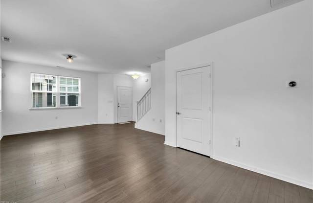 1633 Brimington Lane Gallery 2