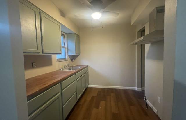 1663 Allegheny Cir - 1663 Allegheny Circle, East Cleveland, OH 44112