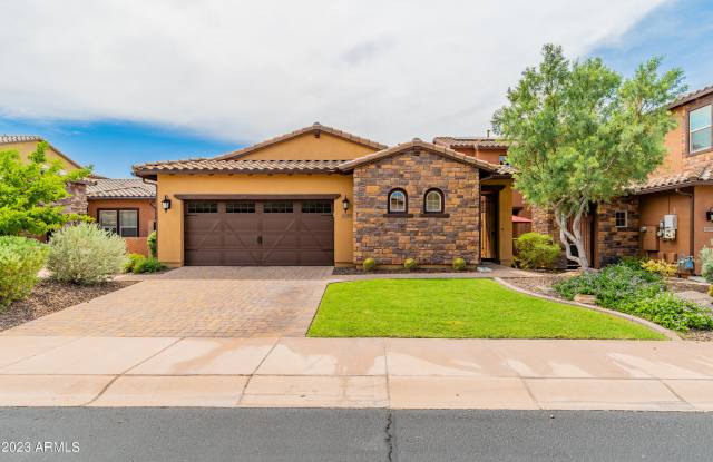 12071 W RED HAWK Drive - 12071 West Red Hawk Drive, Peoria, AZ 85383