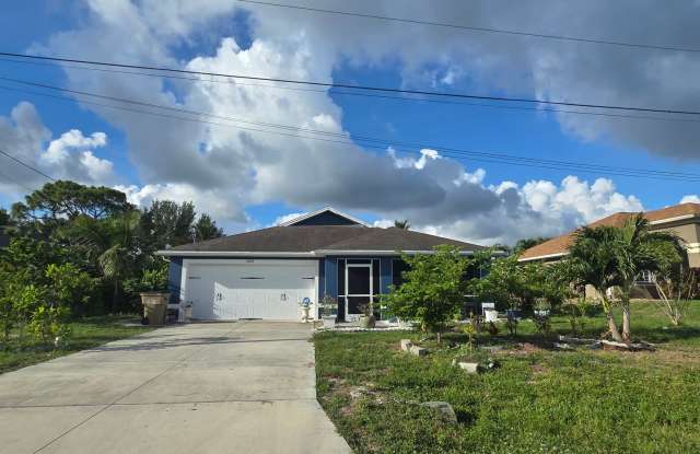 1614 SW 22nd Ter photos photos
