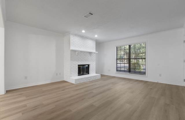 3356 Colonial Oaks Drive photos photos