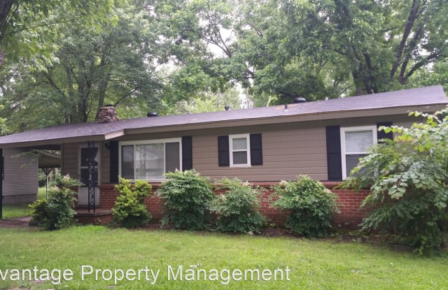 2123 Hairston - 2123 Hairston Avenue, Conway, AR 72034