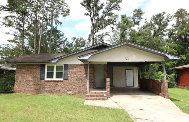 1796 Claudia Circle (HVP) - 1796 Claudia Circle, Valdosta, GA 31601