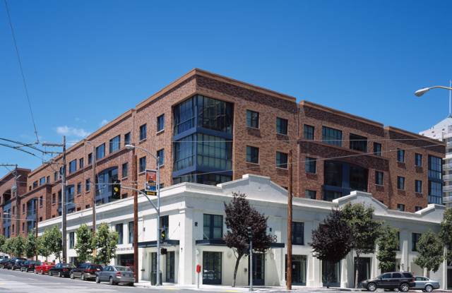 1 Bed + Office, 1 Bath SOMA Condo w Rooftop - 1 Parking Included, 1 Addtnl Pkg Option - 88 Townsend Street, San Francisco, CA 94107