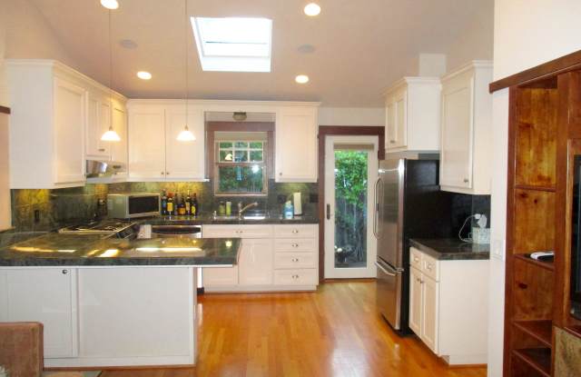 16929 Roberts Rd Gallery 4