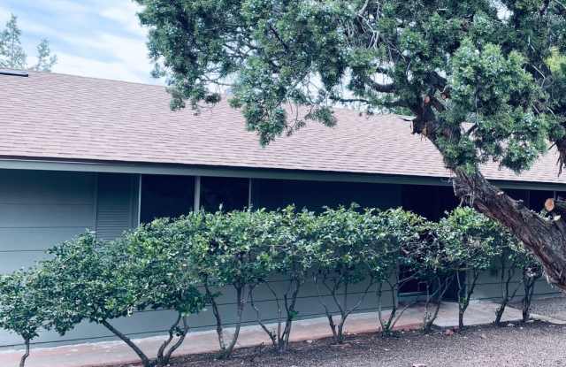 West Sedona Charmer - 85 Lipton Drive, Sedona, AZ 86336