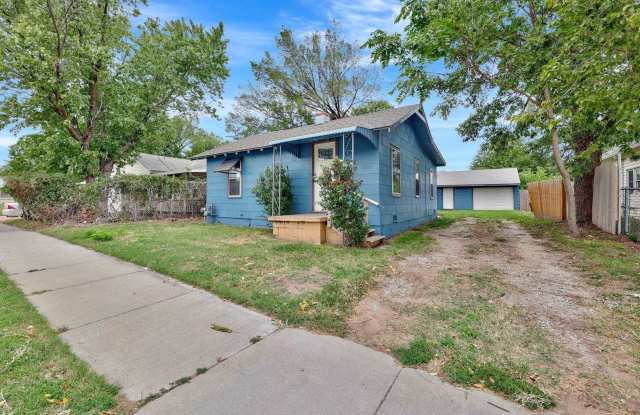 2 bedroom 1 bath home Gallery 4