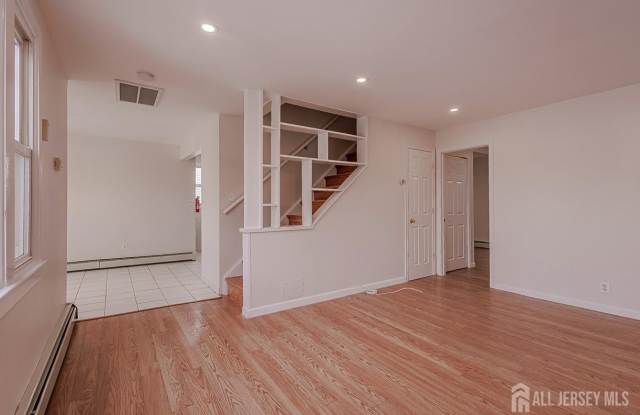 253 9th Street photos photos