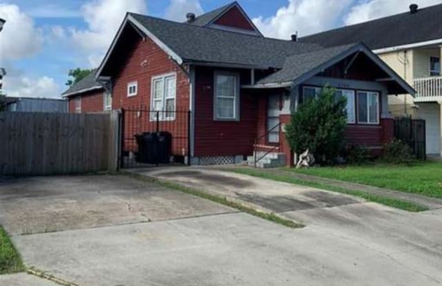2744 Dreux Ave - 2744 Dreux Avenue, New Orleans, LA 70122
