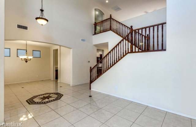 6535 W Brookhart Way Gallery 3