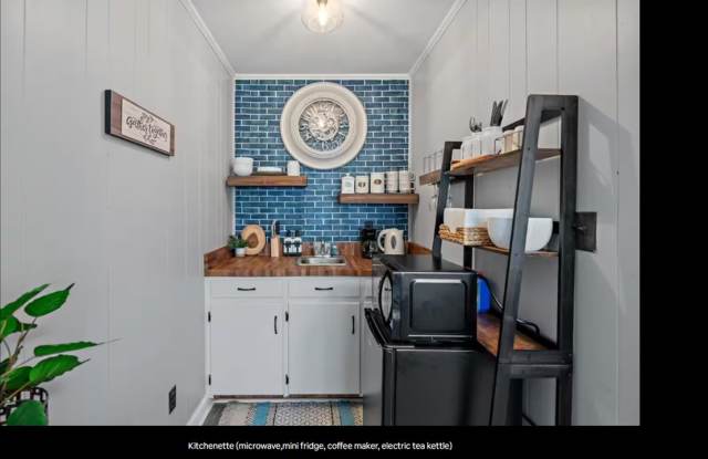 4124 Maple Dr Gallery 4