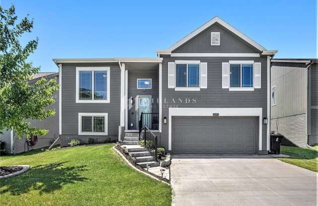 Turnbridge Split Entry Home! photos photos