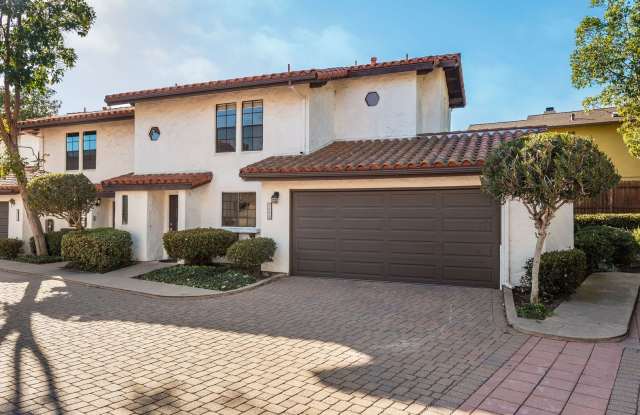 Spacious Mesa Condo with Full Two Car Attached Garage! Pet Friendly! photos photos