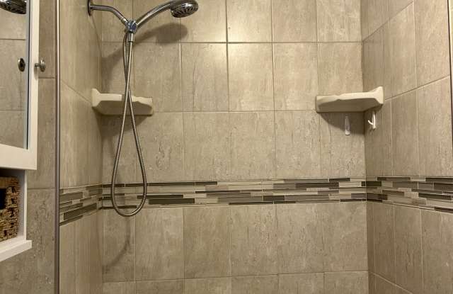 134 Davenport Ave photos photos