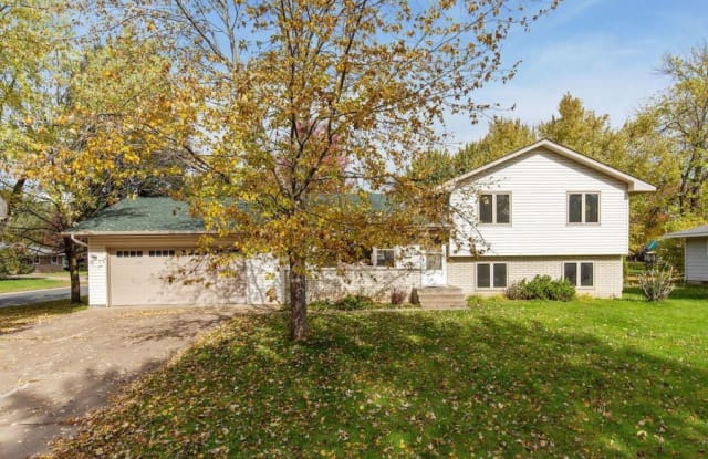 10180 99th Pl N - 10180 99th Place North, Maple Grove, MN 55369