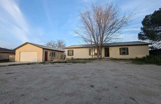 41524 154th St E - 41524 154th Street East, Lake Los Angeles, CA 93535