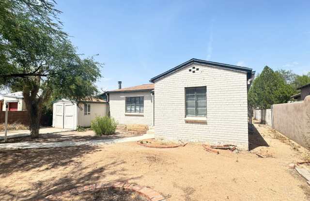 3 bedroom, 1 bath house in Blenman Elm! photos photos 3 bedroom, 1 bath house in Blenman Elm! photos photos