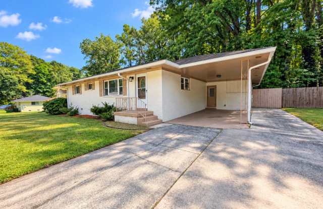 Updated 3-Bedroom Brick Ranch with Sunroom & Spacious Backyard Gallery 4