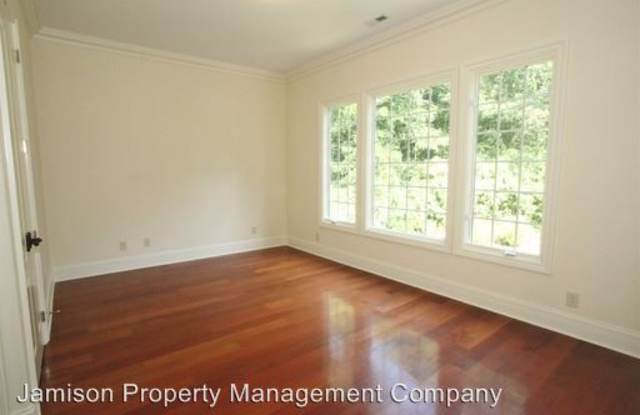 4431 Country Lane Gallery 3