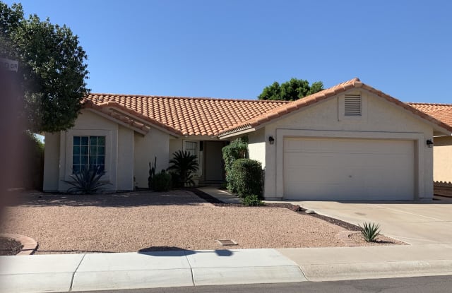 4339 E AMBERWOOD Drive - 4339 East Amberwood Drive, Phoenix, AZ 85048