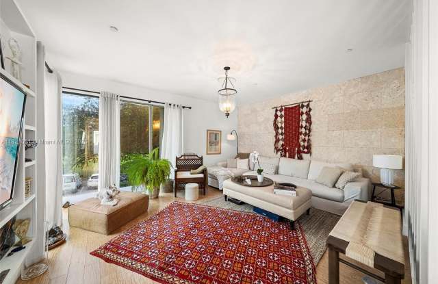 163 N Shore Dr Gallery 2