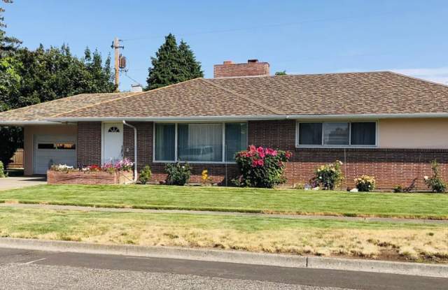 Beautiful Ranch style 3 bed/2 bath home - Available soon! photos photos