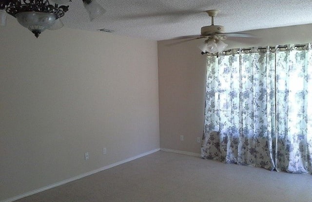 2205 Las Brisas Drive - 2205 Las Brisas Drive, Weslaco, TX 78599