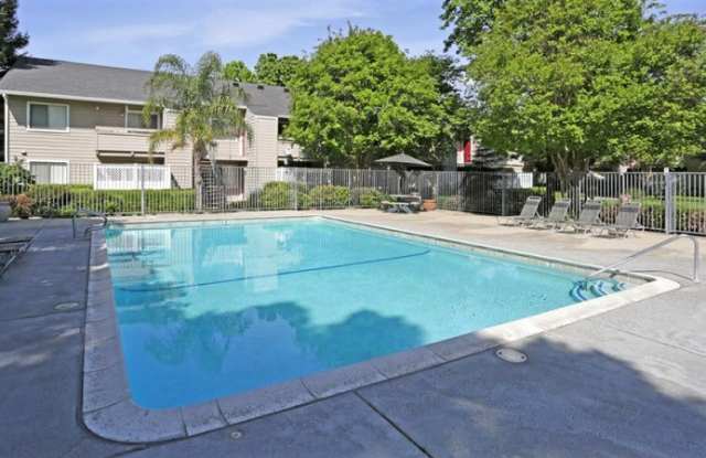 Westdale Commons photos photos