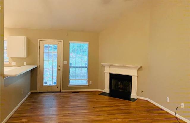 979 Prospect Avenue SE Gallery 4