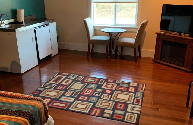 6854 Northeast State Highway 104 photos photos