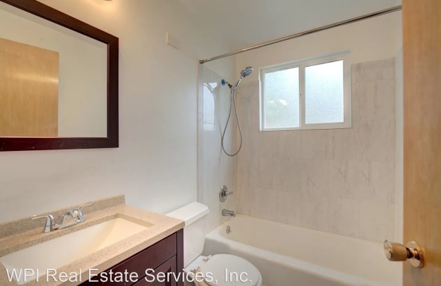 2124 NE 85th St - 2124 Northeast 85th Street, Seattle, WA 98115