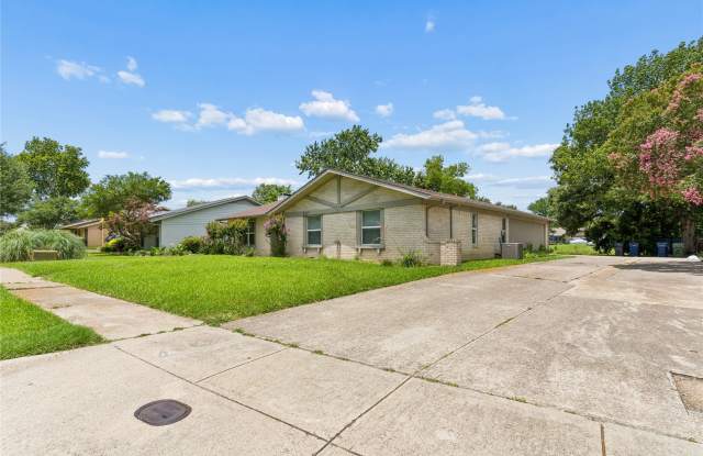 5517 Castleview Lane Gallery 1