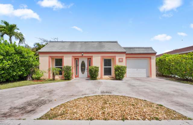 306 18th Avenue N photos photos