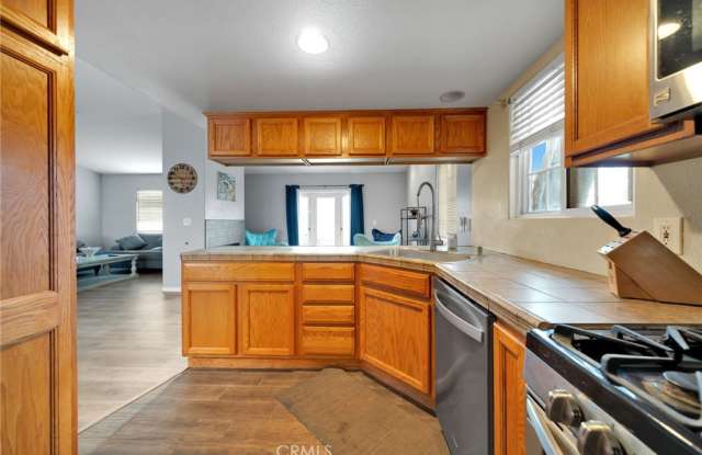 44329 Sancroft Avenue photos photos