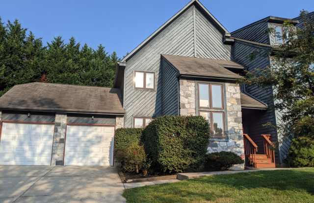 2+BR/3BA with Loft in Pike Creek! photos photos