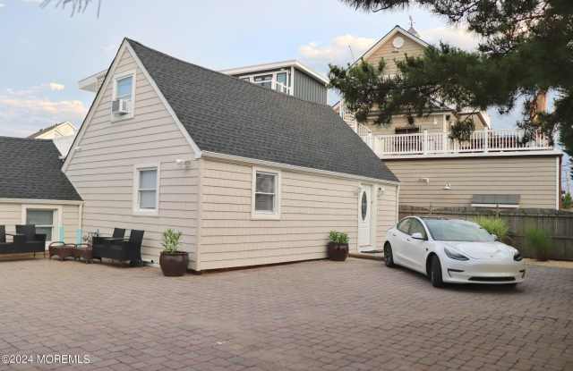 116 E Kupper Drive photos photos 116 E Kupper Drive photos photos