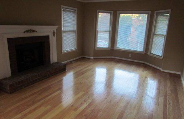 1906 Cooper Landing Drive SE Gallery 2