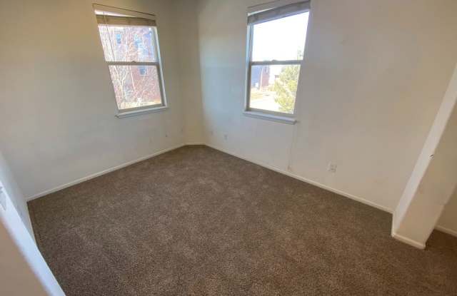 6400 S Xanadu Way Gallery 4