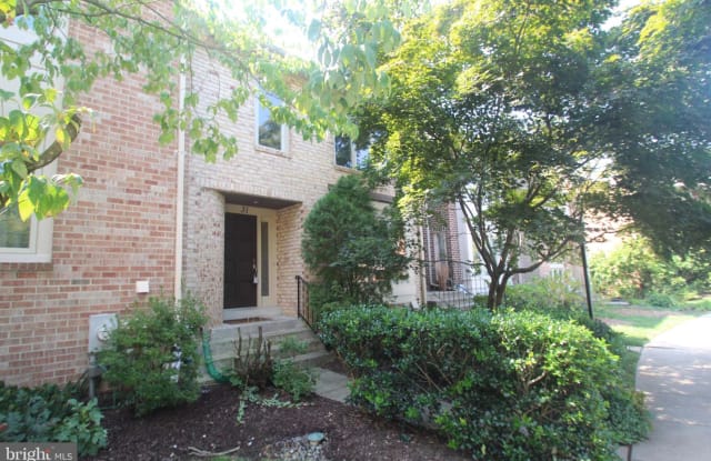 31 VALERIAN CT - 31 Valerian Court, North Bethesda, MD 20852