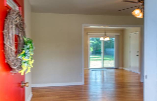 106 Pinecliff Drive Gallery 3